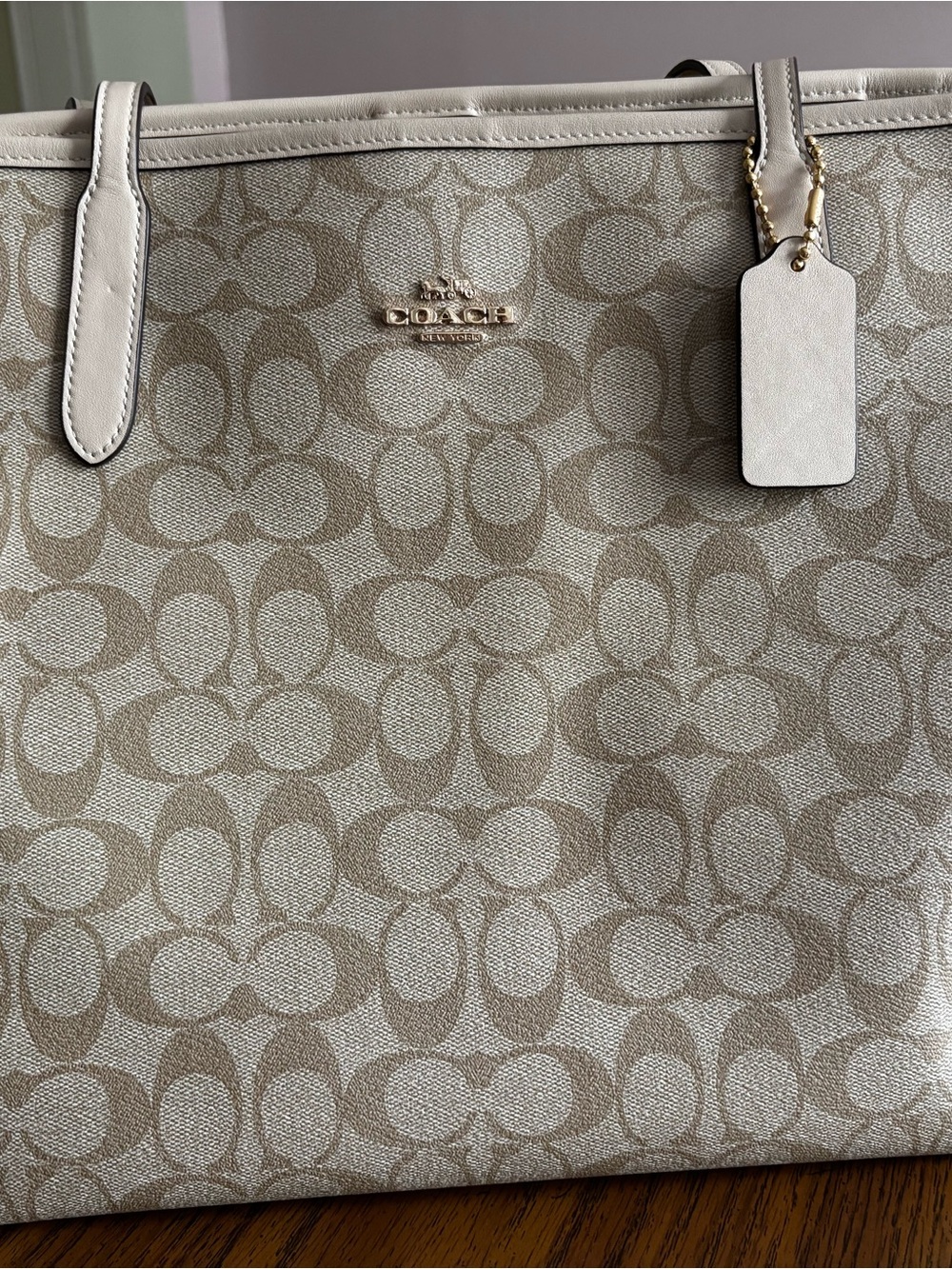 Coach New Year City Tote Bag With Dragon 2024 limited edition - Picture 11 of 13